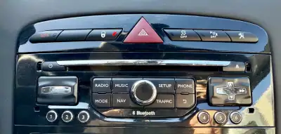 Peugeot RCZ 2015 - 17900 EUR, 144034 km - AUTO.MOTO.pt - 144034km - foto 41 de 64