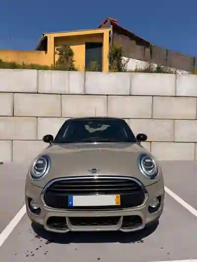 MINI One 2019 - 18500 EUR, 150000 km - AUTO.MOTO.pt - 150000km - foto 9 de 12