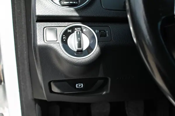 Mercedes-Benz C 220 2013 - 15900 EUR, 122723 km - AUTO.MOTO.pt - 122723km - foto 21 de 27