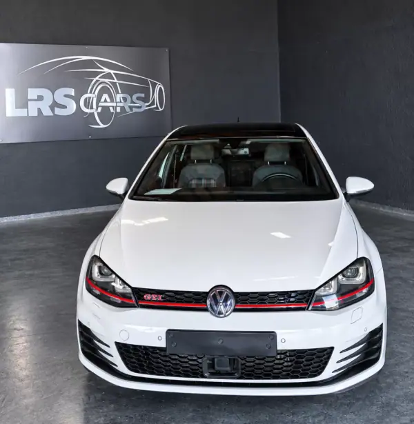 Volkswagen Golf 2.0 TSi GTi DSG Performance 2015 Gasolina