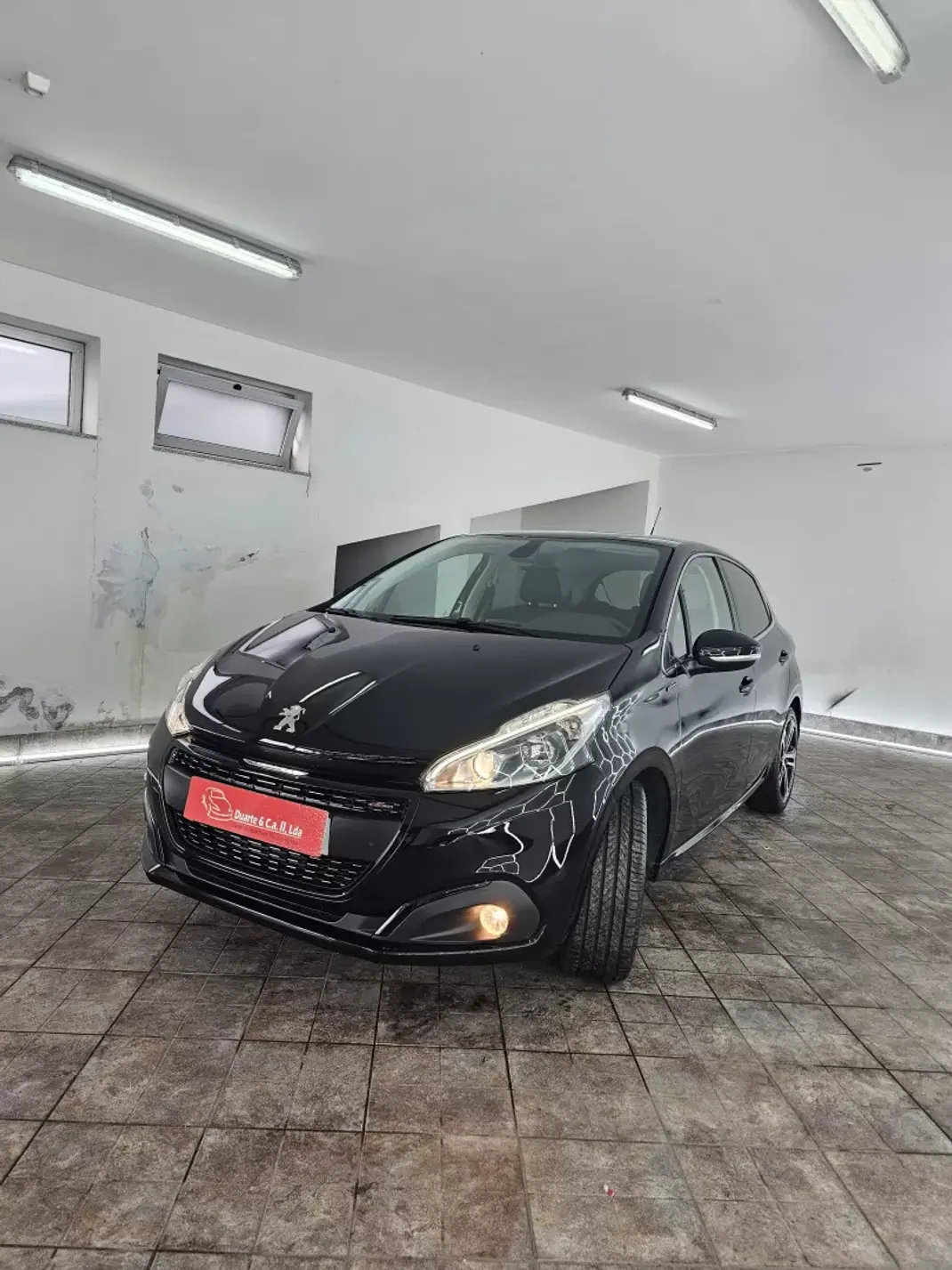 Peugeot 208 2019 - 11950 EUR, 90328 km - AUTO.MOTO.pt - 90328km - foto 50 de 90