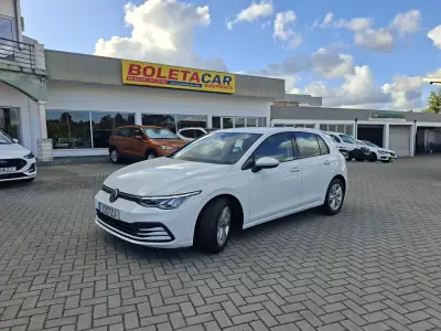 Volkswagen Golf 2021 - 16750 EUR, 61800 km - AUTO.MOTO.pt - 61800km - foto 2 de 28