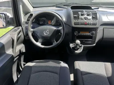 Mercedes-Benz Vito 2010 - 14900 EUR, 340000 km - AUTO.MOTO.pt - 340000km - foto 26 de 47