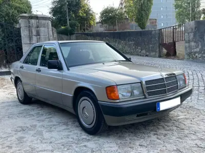 Mercedes-Benz 190 1993 - 14900 EUR, 41200 km - 41200km - foto 3 de 40