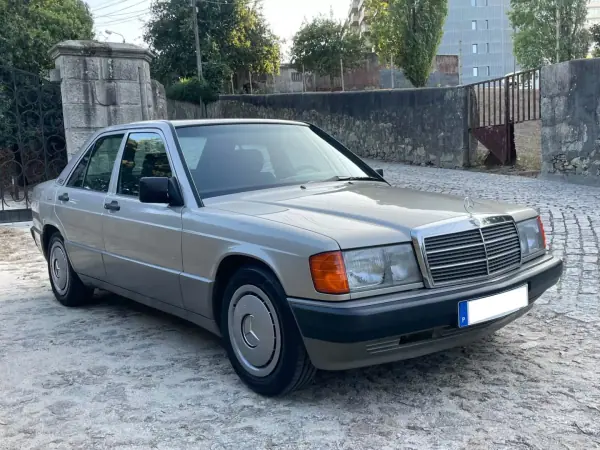 Mercedes-Benz 190 e 1993 Gasolina