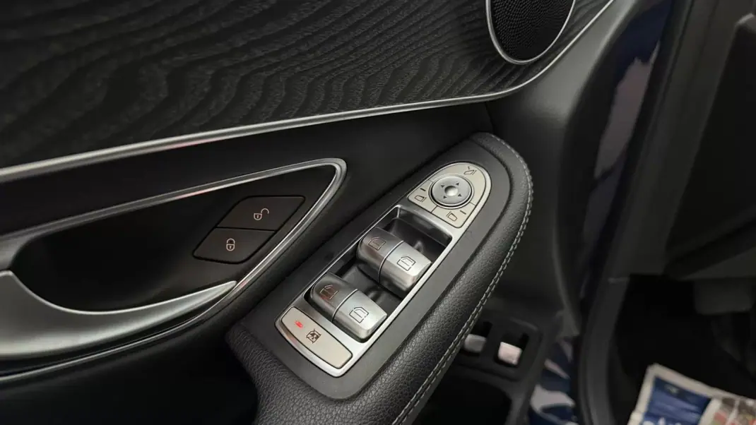 Mercedes-Benz GLC 220 2016 - 33490 EUR, 183000 km - AUTO.MOTO.pt - 183000km - foto 15 de 26