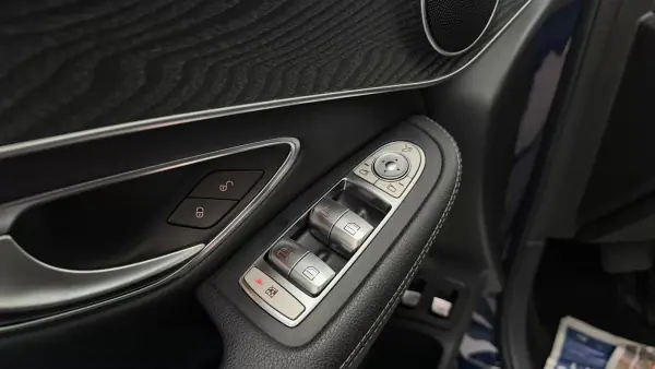 Mercedes-Benz GLC 220 2016 - 33490 EUR, 183000 km - AUTO.MOTO.pt - 183000km - foto 15 de 26