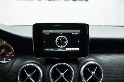 Mercedes-Benz A 180 2015 - 16950 EUR, 81000 km - AUTO.MOTO.pt - 81000km - foto 27 de 36