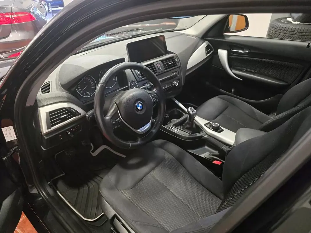 BMW 116 2012 - 12880 EUR, 157375 km - 157375km - foto 18 de 41