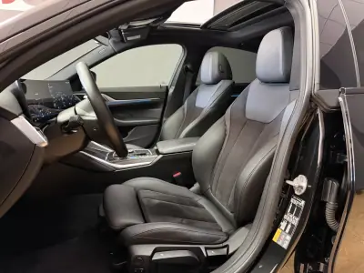 BMW i4 2022 - 37990 EUR, 109987 km - AUTO.MOTO.pt - 109987km - foto 7 de 14
