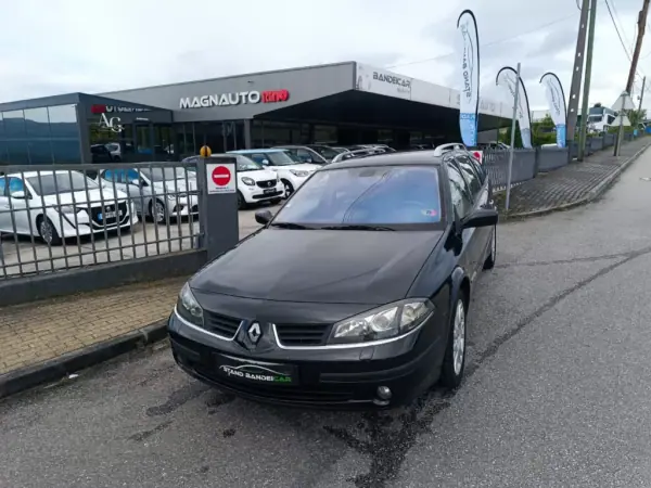Renault Laguna 2007 - 3500 EUR, 230000 km - AUTO.MOTO.pt - 230000km - foto 12 de 23