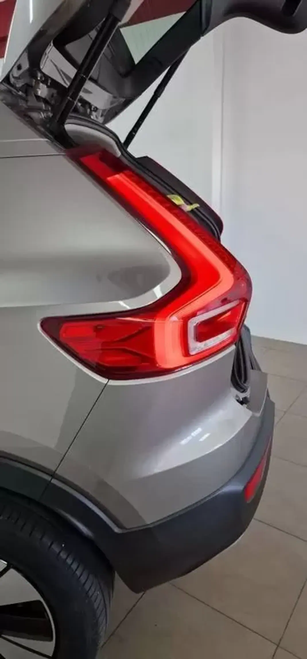 Volvo XC 40 2021 - 23450 EUR, 102307 km - 102307km - foto 59 de 60