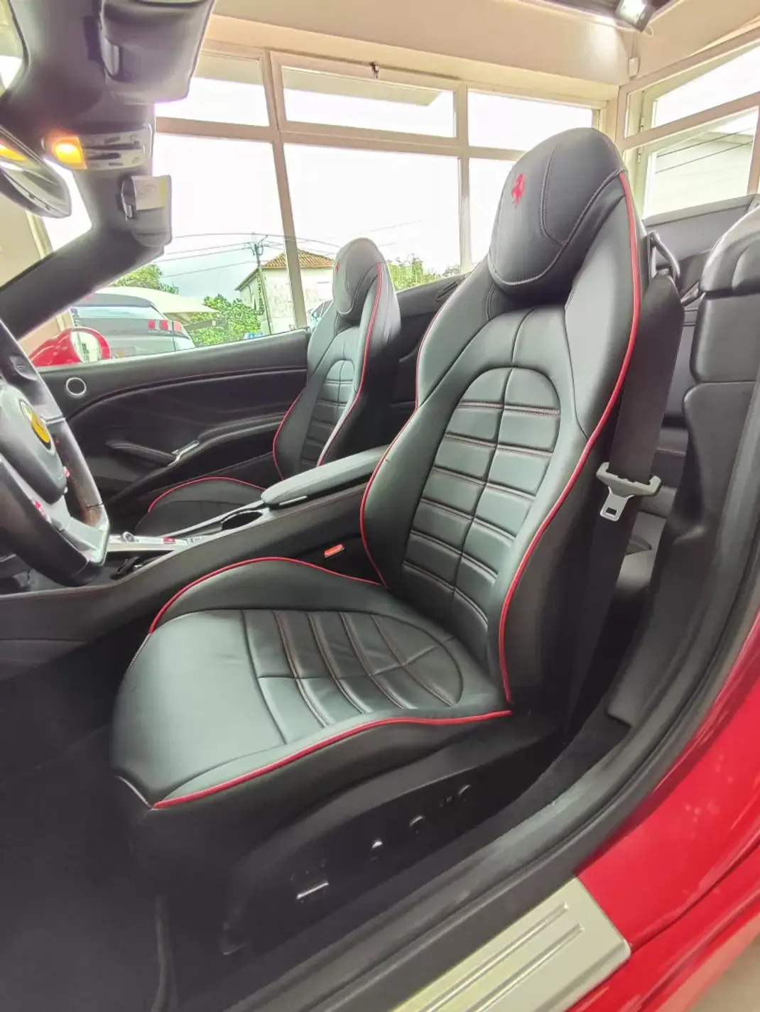 Ferrari California 2017 - 174000 EUR, 38000 km - 38000km - foto 24 de 38