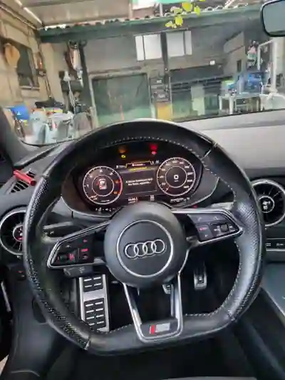 Audi TT Coupé 2015 - 22900 EUR, 210000 km - AUTO.MOTO.pt - 210000km - foto 11 de 15