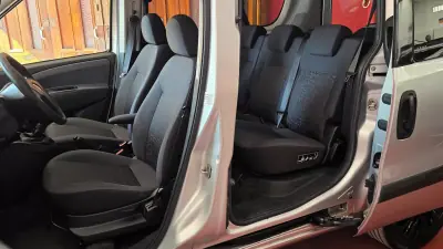 Fiat Doblo 2013 - 7750 EUR, 220583 km - AUTO.MOTO.pt - 220583km - foto 25 de 33