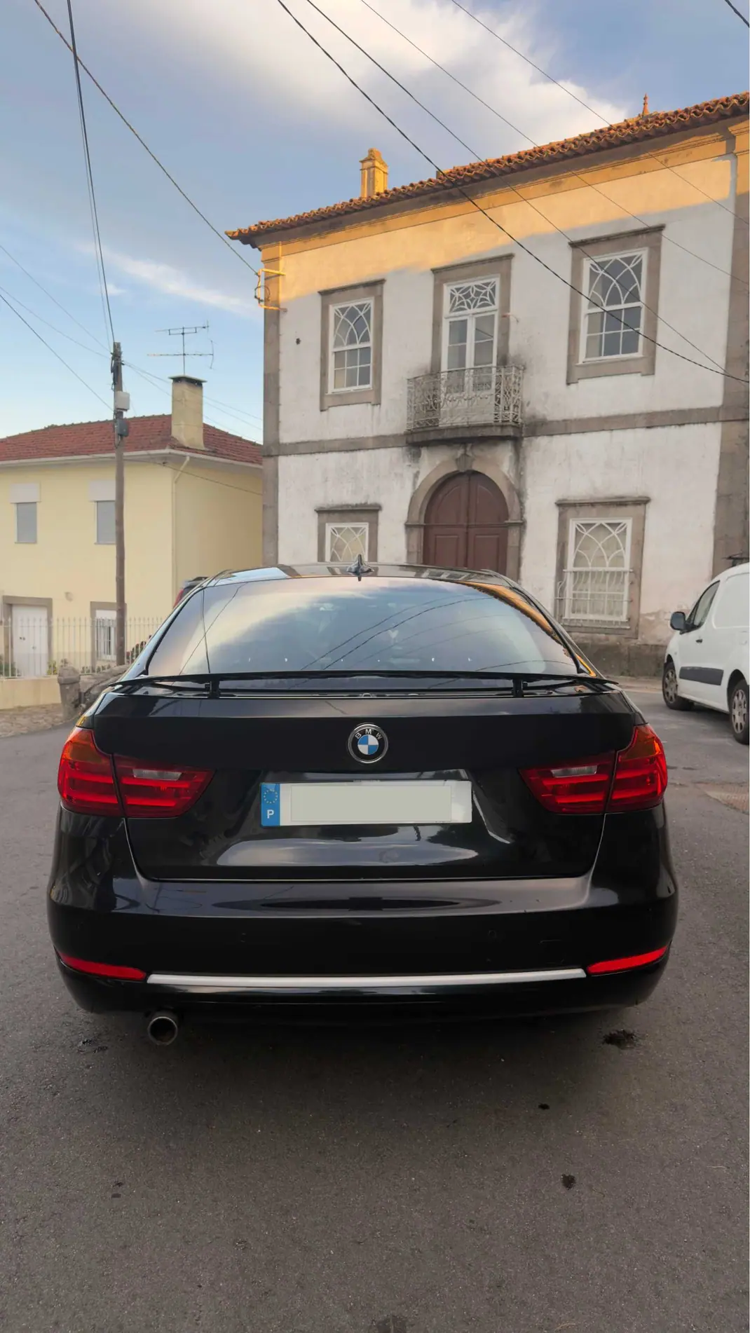 BMW 320 Gran Turismo 2014 - 14250 EUR, 245000 km - 245000km - foto 2 de 6