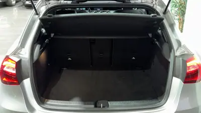 Mercedes-Benz A 180 2021 - 22999 EUR, 70121 km - AUTO.MOTO.pt - 70121km - foto 6 de 33