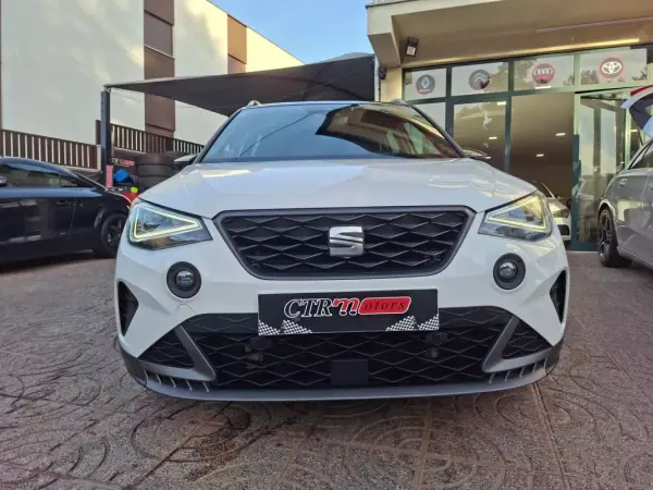 SEAT Arona 2022 — photo 2 of 41