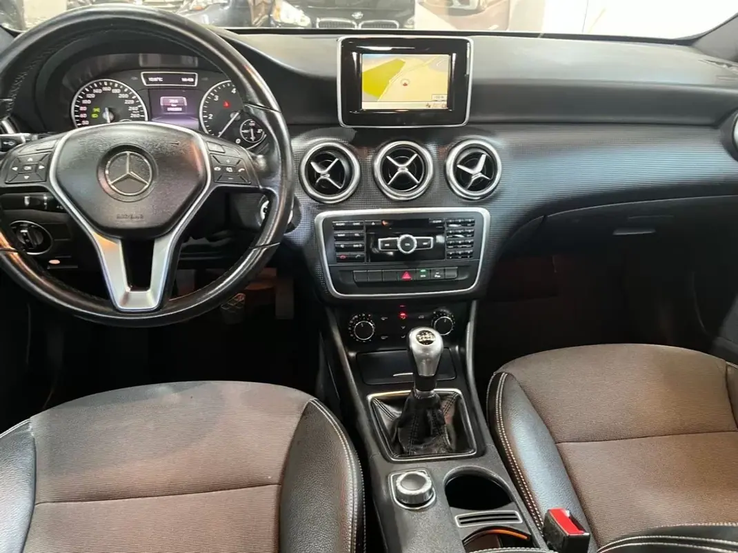 Mercedes-Benz A 180 2014 - 14999 EUR, 191121 km - AUTO.MOTO.pt - 191121km - foto 12 de 24