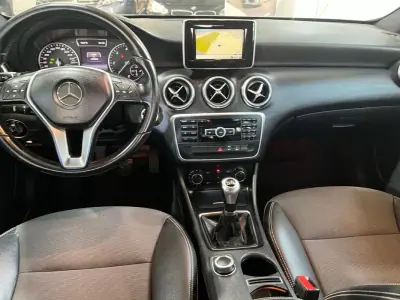 Mercedes-Benz A 180 2014 - 14999 EUR, 191121 km - AUTO.MOTO.pt - 191121km - foto 12 de 24