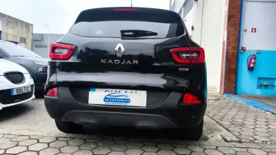 Renault Kadjar 2015 - 11900 EUR, 165000 km - AUTO.MOTO.pt - 165000km - foto 8 de 15