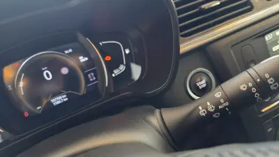 Renault Kadjar 2018 - 15500 EUR, 107700 km - AUTO.MOTO.pt - 107700km - foto 44 de 56