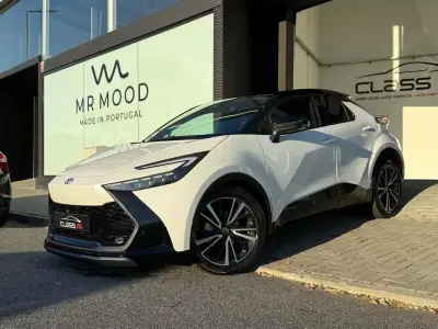 Toyota C-HR 2023 - 33750 EUR, 30087 km - AUTO.MOTO.pt - 30087km - foto 2 de 45