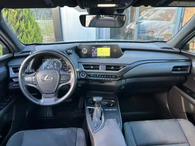 Lexus UX 250h 2021 - 31990 EUR, 54656 km - AUTO.MOTO.pt - 54656km - foto 15 de 16