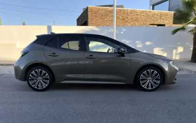 Toyota Corolla 2020 - 20500 EUR, 147558 km - foto 6 de 19