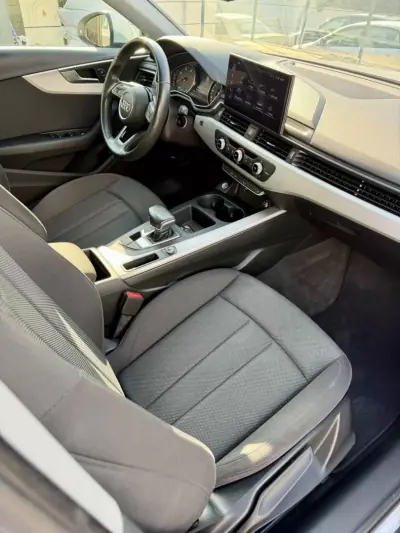 Audi A4 Avant 2020 - 26900 EUR, 165000 km - AUTO.MOTO.pt - 165000km - foto 12 de 28