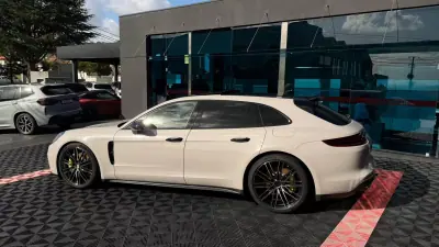 Porsche Panamera Sport Turismo 2018 - 72900 EUR, 99200 km - AUTO.MOTO.pt - 99200km - foto 5 de 16