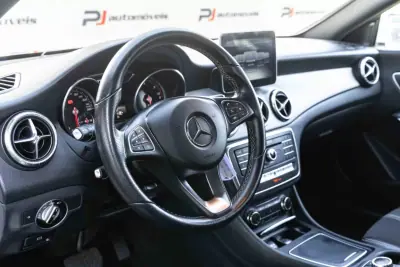 Mercedes-Benz CLA 180 2019 - 22990 EUR, 188150 km - AUTO.MOTO.pt - 188150km - foto 27 de 35