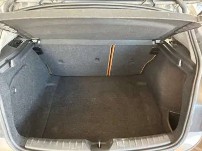 BMW 116 2011 - 13900 EUR, 210181 km - AUTO.MOTO.pt - 210181km - foto 19 de 22