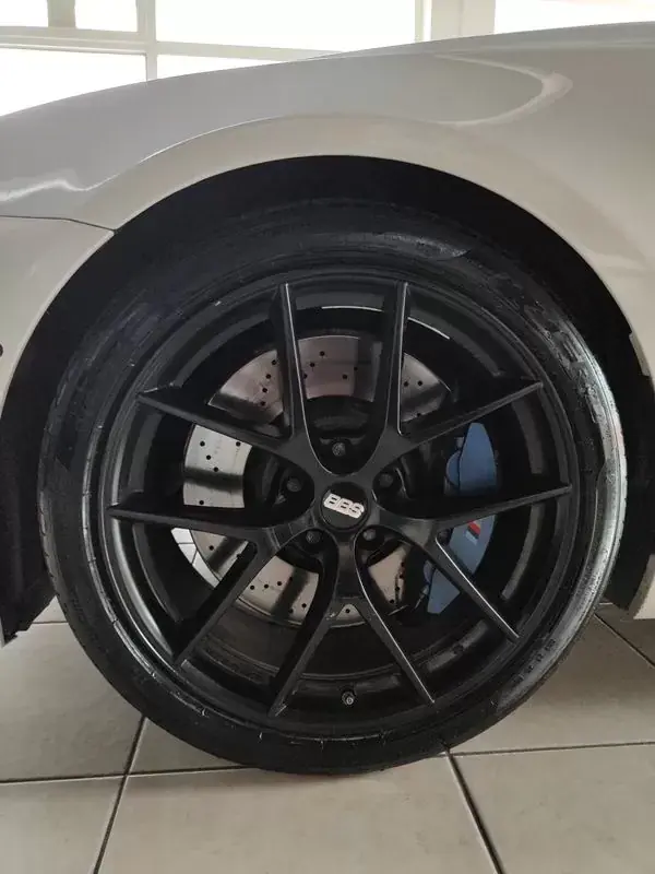 BMW M6 2012 - 63500 EUR, 155000 km - AUTO.MOTO.pt - 155000km - foto 45 de 49