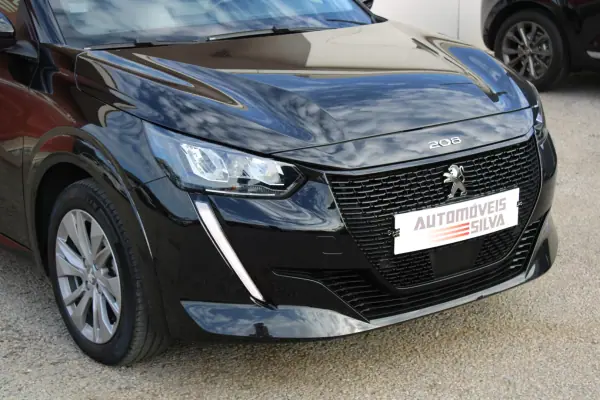 Peugeot e-208 2020 - 13990 EUR, 144000 km - AUTO.MOTO.pt - 144000km - foto 7 de 30