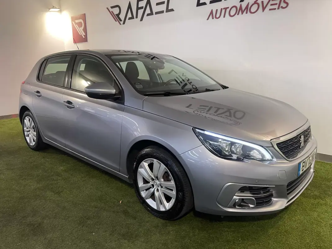Peugeot 308 2020 - 9750 EUR, 112000 km - 112000km - foto 12 de 30