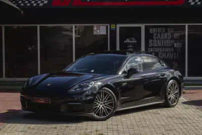 Porsche Panamera 2019 - 61900 EUR, 108300 km - foto 4 de 48
