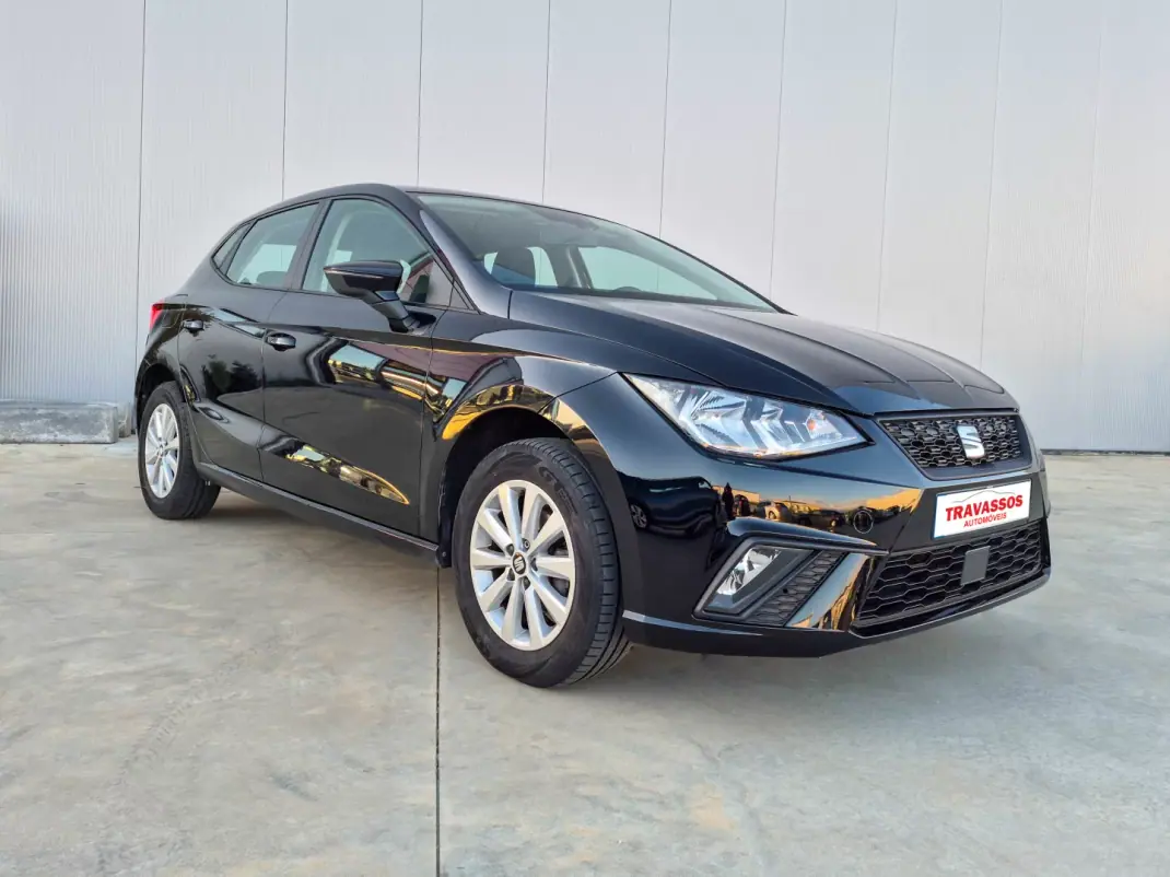 SEAT Ibiza 2018 - 10500 EUR, 94900 km - AUTO.MOTO.pt - 94900km - foto 2 de 8
