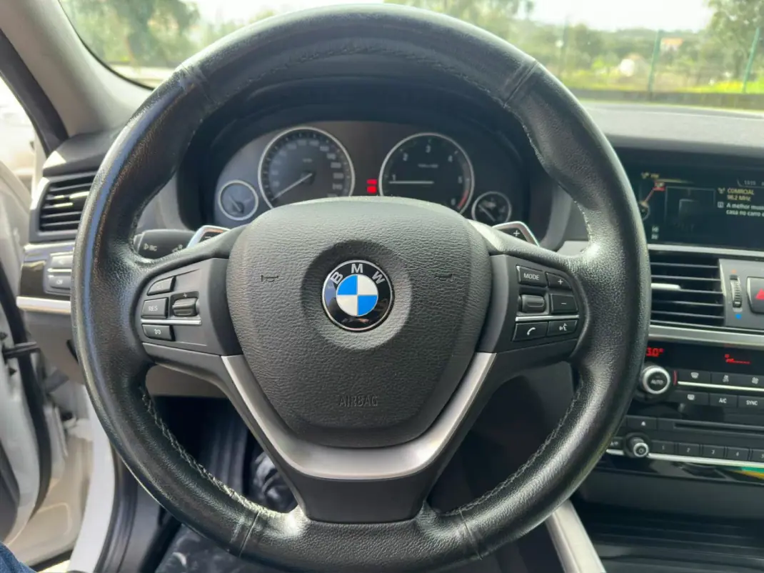 BMW X4 2016 - 35000 EUR, 121889 km - AUTO.MOTO.pt - 121889km - foto 11 de 24