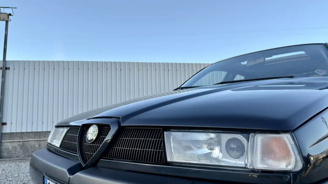 Alfa Romeo 155 1992 - 9999 EUR, 159000 km - AUTO.MOTO.pt - 159000km - foto 2 de 17