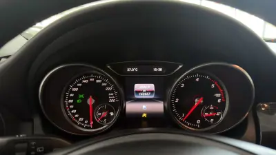 Mercedes-Benz CLA 180 2016 - 16990 EUR, 142457 km - AUTO.MOTO.pt - 142457km - foto 23 de 26
