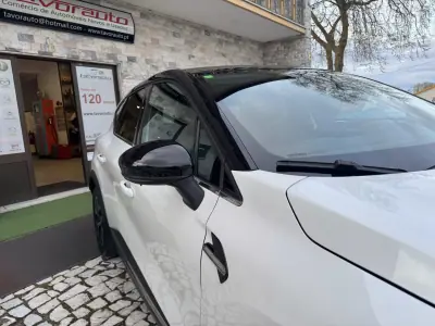 Renault Captur 2023 - 18500 EUR, 103000 km - AUTO.MOTO.pt - 103000km - foto 24 de 48