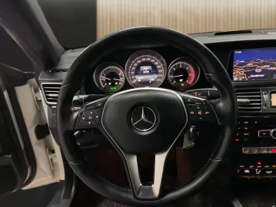 Mercedes-Benz E 220 2014 - 18750 EUR, 284400 km - AUTO.MOTO.pt - 284400km - foto 9 de 20