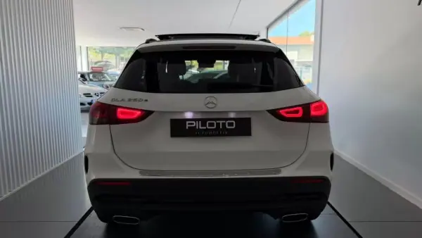 Mercedes-Benz GLA 250 2021 - 34990 EUR, 48067 km - 48067km - foto 8 de 31
