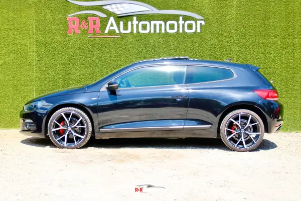 Volkswagen Scirocco 2010 - 12990 EUR, 255000 km - AUTO.MOTO.pt - 255000km - foto 8 de 36