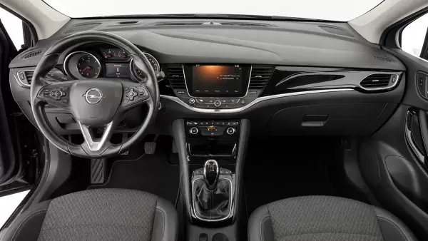 Opel Astra Sports Tourer 2017 - 7999 EUR, 118000 km - 118000km - foto 7 de 10