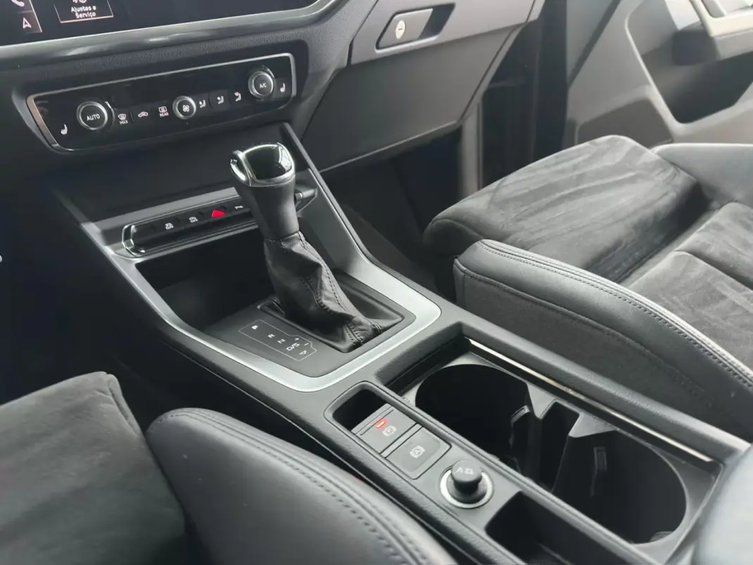 Audi Q3 Sportback 2020 - 35900 EUR, 129241 km - AUTO.MOTO.pt - 129241km - foto 20 de 31