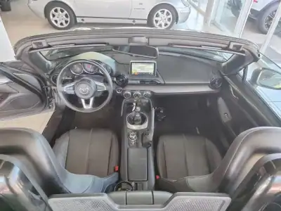 Mazda MX-5 2017 - 23500 EUR, 67000 km - AUTO.MOTO.pt - 67000km - foto 17 de 34