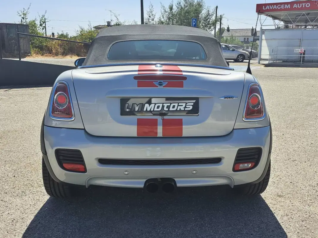 MINI Roadster 2012 - 16990 EUR, 102919 km - 102919km - foto 45 de 47