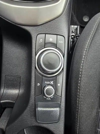 Mazda CX-3 2018 - 13450 EUR, 103000 km - AUTO.MOTO.pt - 103000km - foto 14 de 14